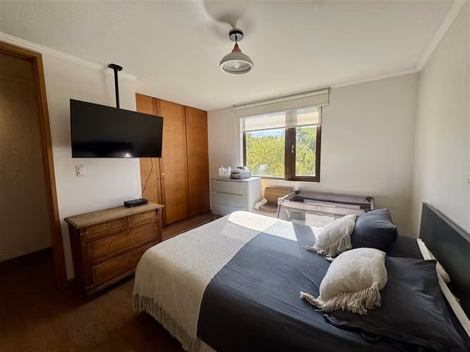 Exclusivo depto en Camino La Villa , Dos suites ; Arbolado