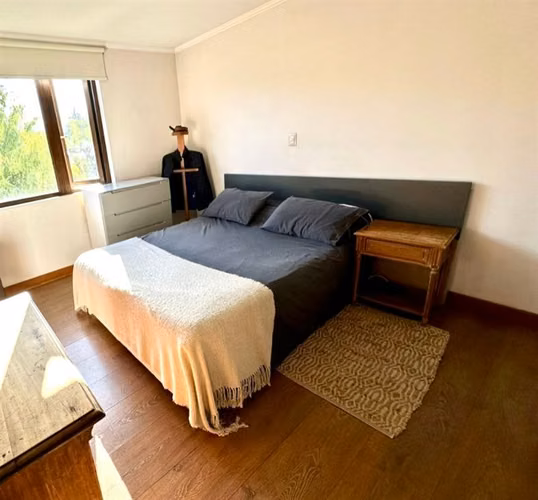 Exclusivo depto en Camino La Villa , Dos suites ; Arbolado