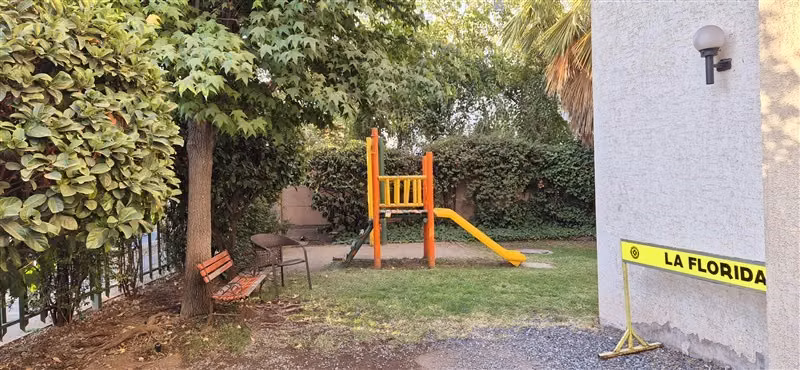 Departamento en venta de 2 dorm. en La Florida
