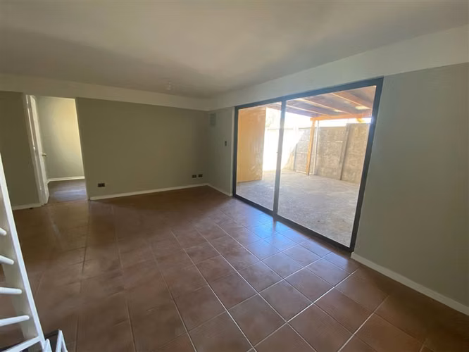 Hermosa Casa en Condominio Los Jardines de Linderos