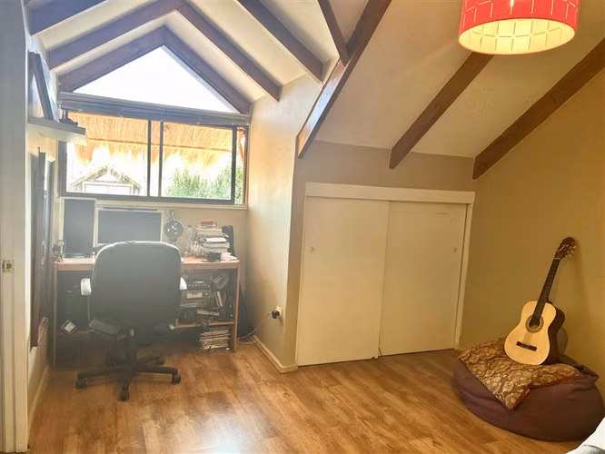 Casa en venta de 4 dorm. en Peñalolén