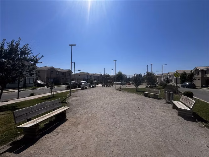 Casa en venta 3 dorm 3 bañ 1estar piscina en Padre Hurtado
