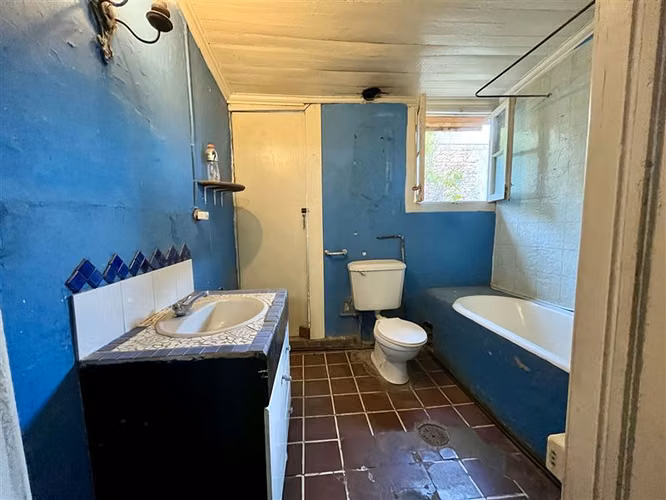 Sitio gran terreno en venta en La Cisterna