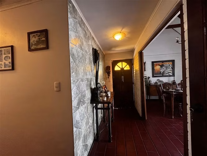 Casa en venta en La Florida 3 dormit 2 baños rojas magallane