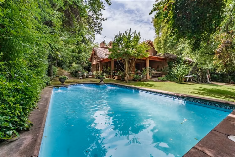 Casa en venta de 4 dorm. en Lo Barnechea - Imagen 8