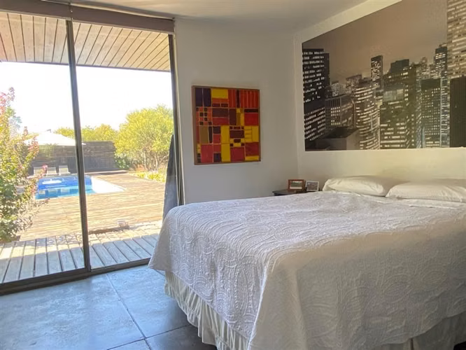 Venta Casa 5 Dormitorios en Chicureo, Colina.