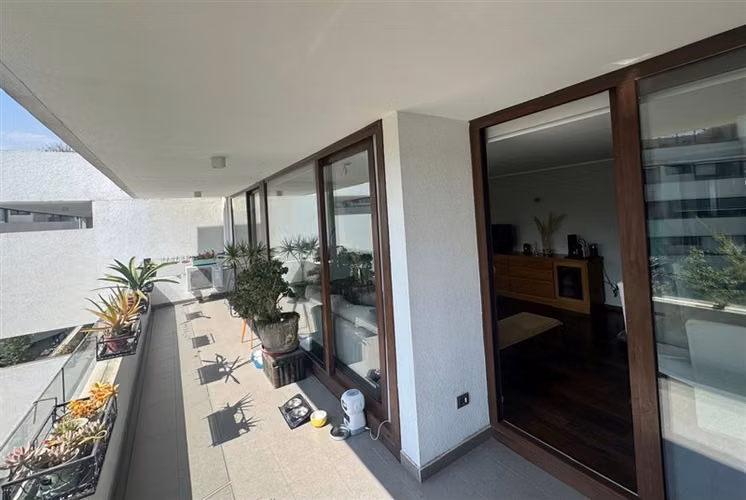 ROOFTOP en venta de 3 dorm.+salita Portal La Dehesa