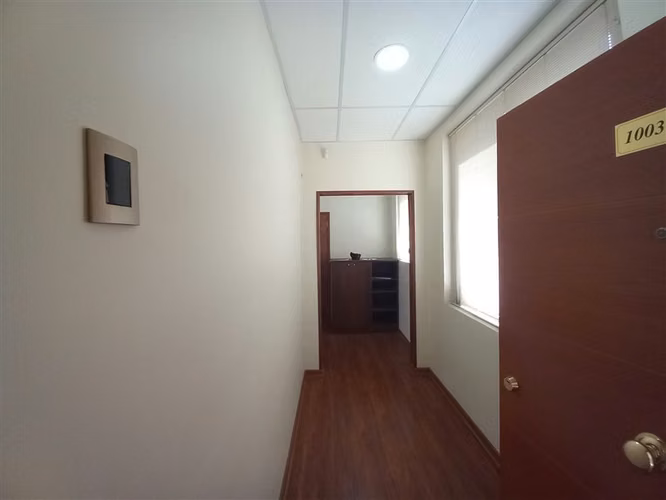 Oficina en arriendo, Edificio Teatinos, Metro Moneda