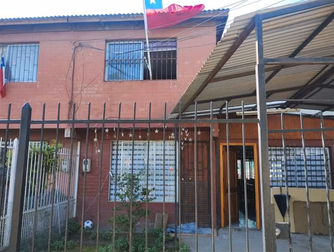 Casa en venta de 3 dorm. en villa Santa Catalina Puente Alto