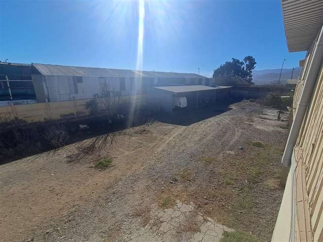 Ampli superficie con Local Comercial en venta en La Serena. - Imagen 6