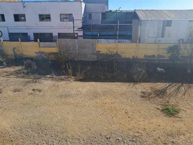 Ampli superficie con Local Comercial en venta en La Serena. - Imagen 7