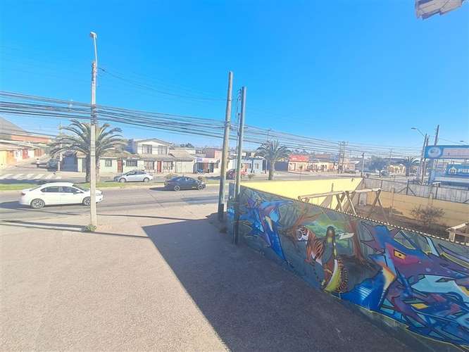 Ampli superficie con Local Comercial en venta en La Serena. - Imagen 9