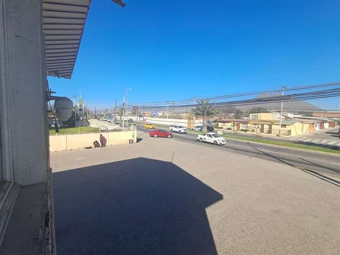Ampli superficie con Local Comercial en venta en La Serena. - Imagen 10