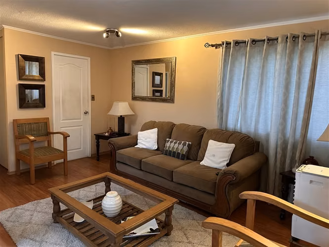 Casa en VENTA a pasos del MALL. CON PANEL SOLAR. 3192 UF