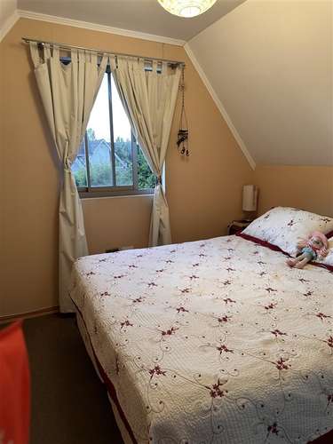 Casa en VENTA a pasos del MALL. CON PANEL SOLAR. 3192 UF - Imagen 9