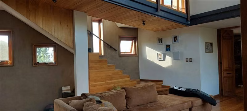 Casa con Rol propio y recepción final en Peñalolén