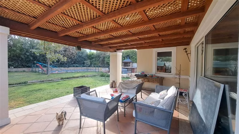 Casa en venta de 3 dorm. en Colina