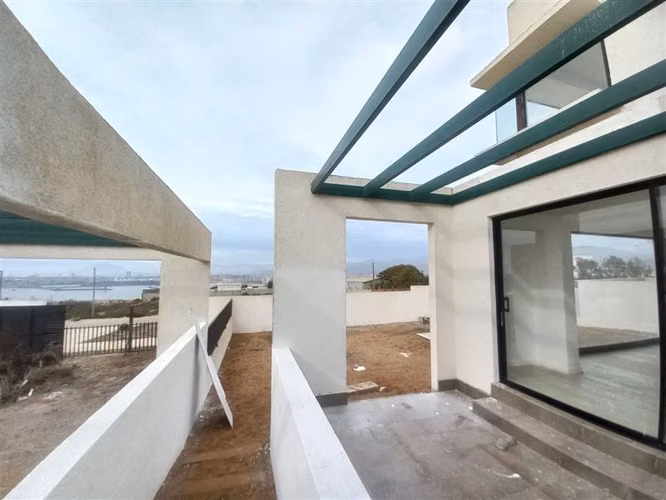 Se ARRIENDA casa, 4 dormitorios, La Herradura, Coquimbo. - Imagen 27