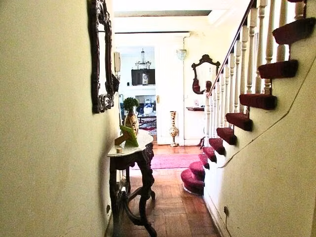Casa en arriendo de 6 dorm. en Providencia