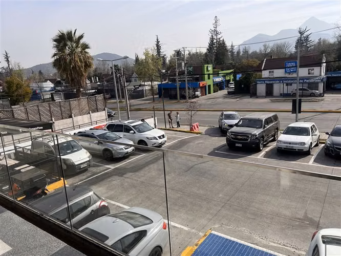 Local Comercial en Arriendo en Lo Barnechea - Imagen 14