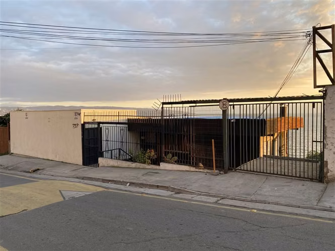 Sitio en venta en Viña del Mar.Sector 5 Reñaca.