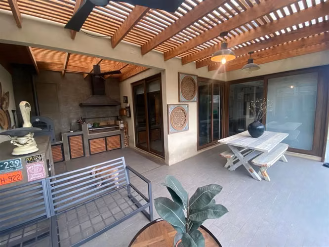 Venta Casa Piedra Roja, Chicureo 3 Dormitorios, Colina.