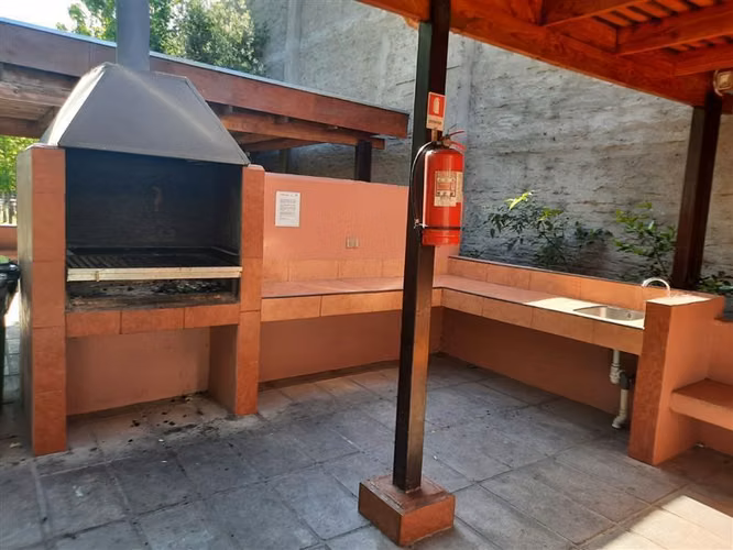 Departamento en venta de 2 dorm. A paso del metro RodrIgo Ar