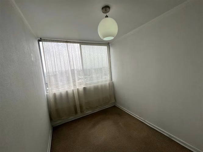 Departamento en venta de 2 dorm. A paso del metro RodrIgo Ar