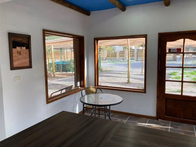 Local Comercial de comida c/cabañas en venta en Vicuña
