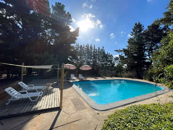 Casa Amoblada en venta de 4 dorm. en Algarrobo