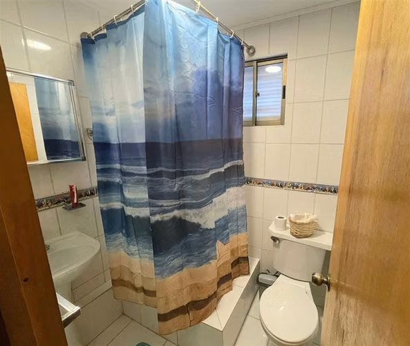 Casa Amoblada en venta de 4 dorm. en Algarrobo