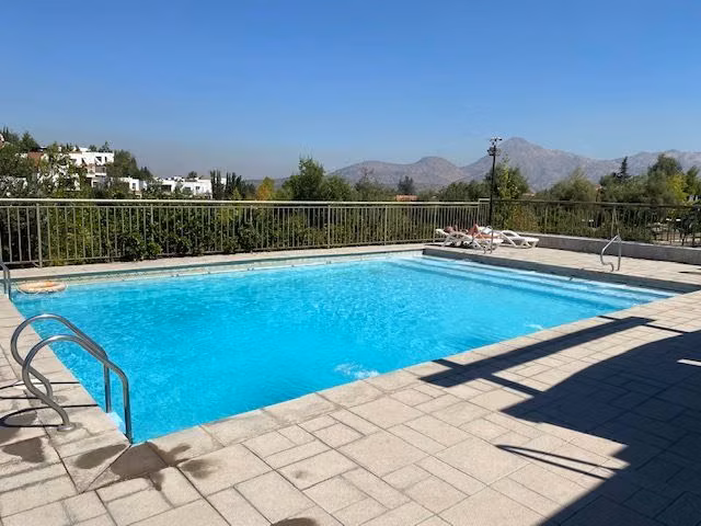 Departamento en venta de 4 dorm. en Lo Barnechea
