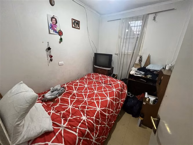Vendo casa 4 Dormitorios 2 BañosJardín amplio Villa Macul