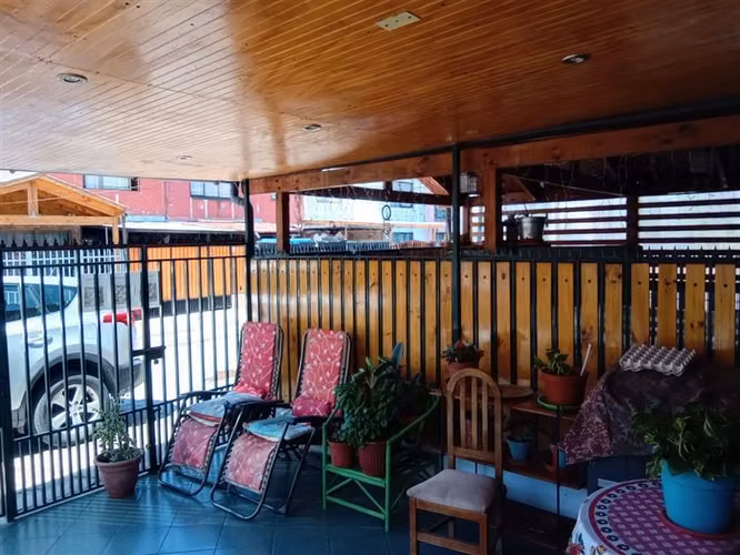 Casa en venta de 2 dorm. en Pudahuel