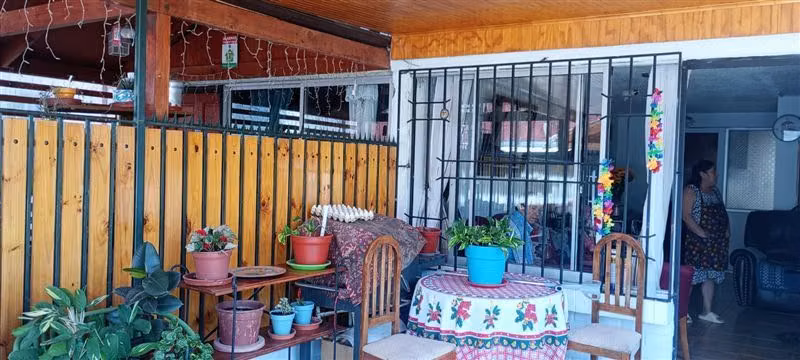 Casa en venta de 2 dorm. en Pudahuel