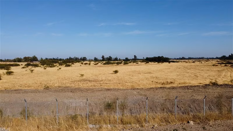 Casa en Parcela en venta de 6 dorm.en Camino delagua.Chillan