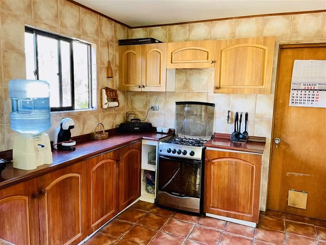 Casa en venta de 5 dorm. Condominio Santa Sofia sector Liray