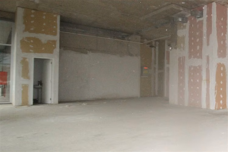 Local Comercial nivel calle en Kennedy Lateral Vitacura