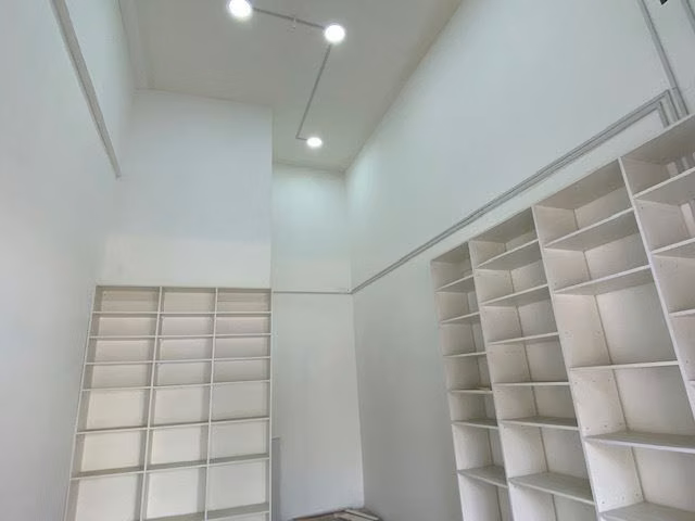 Local Comercial en arriendo en Avenida Recoleta