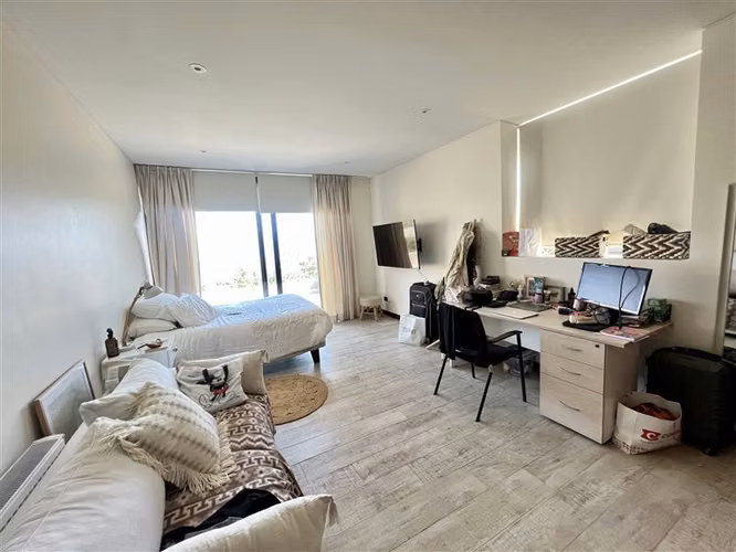 Casa en venta de 4 dorm. en Vitacura