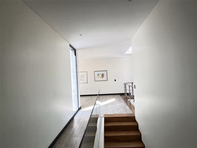 Casa en venta de 4 dorm. en Vitacura - Imagen 23