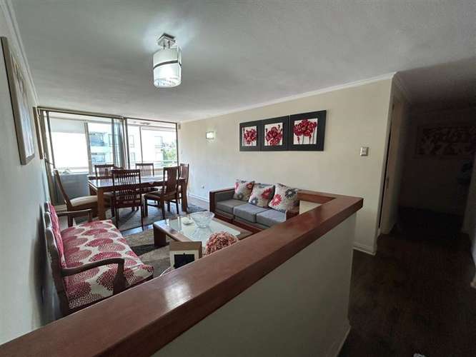 Departamento en venta de 2 dorm. en Peñalolén - Imagen 3