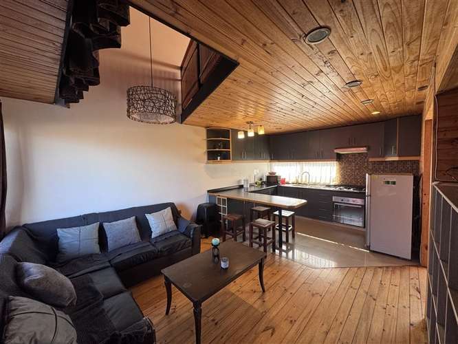 Casa en venta de 2 dorm. en Pichilemu - Imagen 3