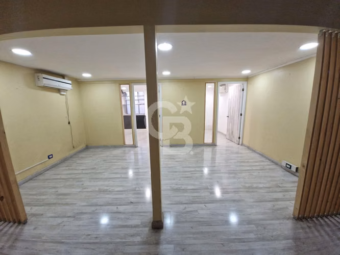 Oficina 572 m2 Dúplex Santiago Bajó UF 632