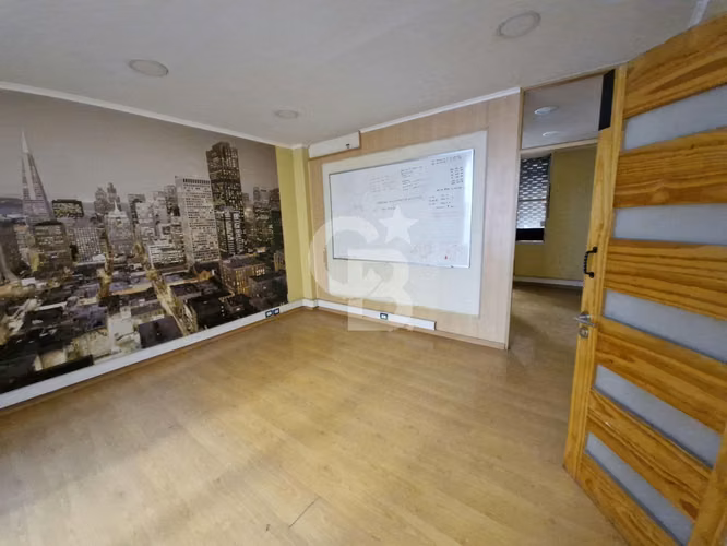 Oficina 572 m2 Dúplex Santiago Bajó UF 632