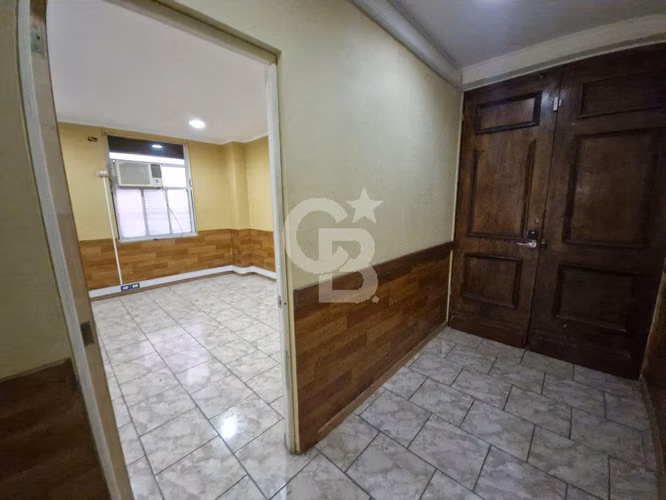 Oficina 572 m2 Dúplex Santiago Bajó UF 632