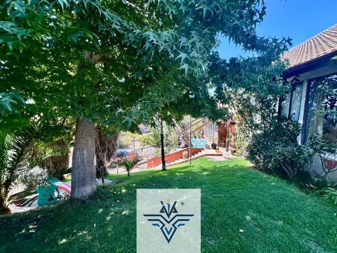 Casa en venta en Reñaca 5D/4B/4EST/1BOD