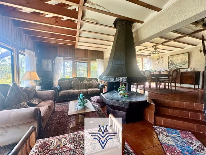 Casa en venta en Reñaca 5D/4B/4EST/1BOD