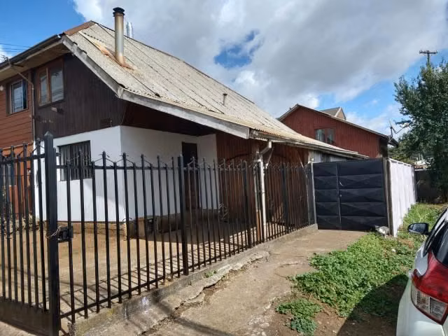Casa en venta de 5 dorm. y 2 baños en Padre las Casas - Imagen 2