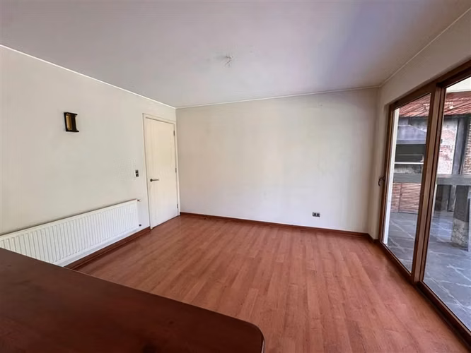 Casa en venta de 4 dorm. en Colina